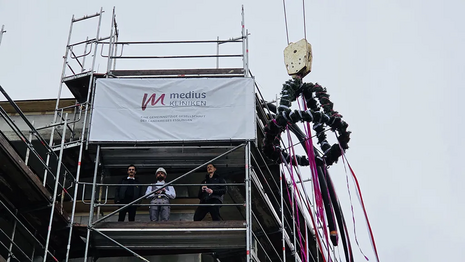 Richtkrone steigt im empor